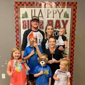 Meet your Posher, Eric